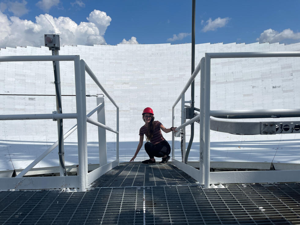 Climbing the Green Bank Telescope&#39;s 100m dish - Fall 2021